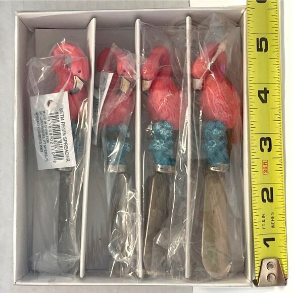 Stainless Steel Cheese Jelly Butter Spreaders Knives Pink Flamingo Set Of 4 NIB - Picture 3 of 5
